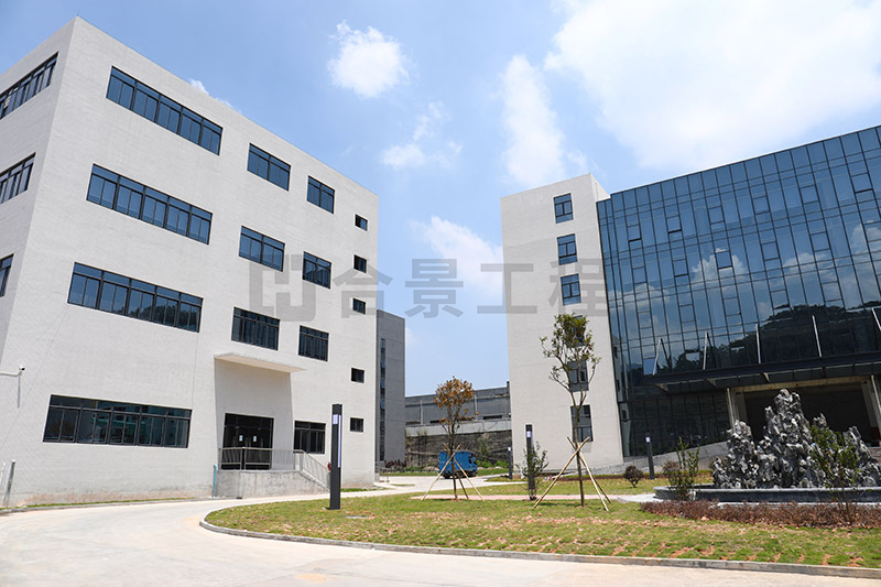 東莞盈灃科技有限公司工程緊鑼密鼓施工中，為迎接竣工全力奮戰！